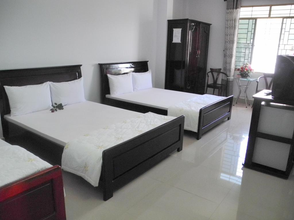 Nam Hong Hotel Nha Trang Værelse billede
