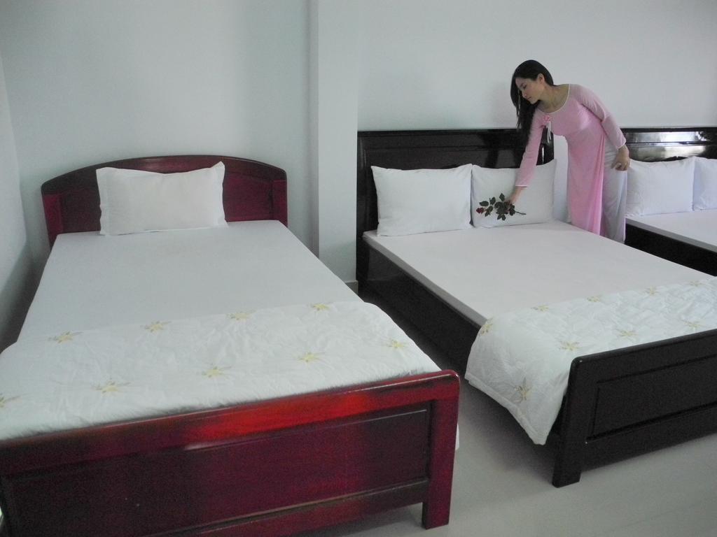 Nam Hong Hotel Nha Trang Værelse billede
